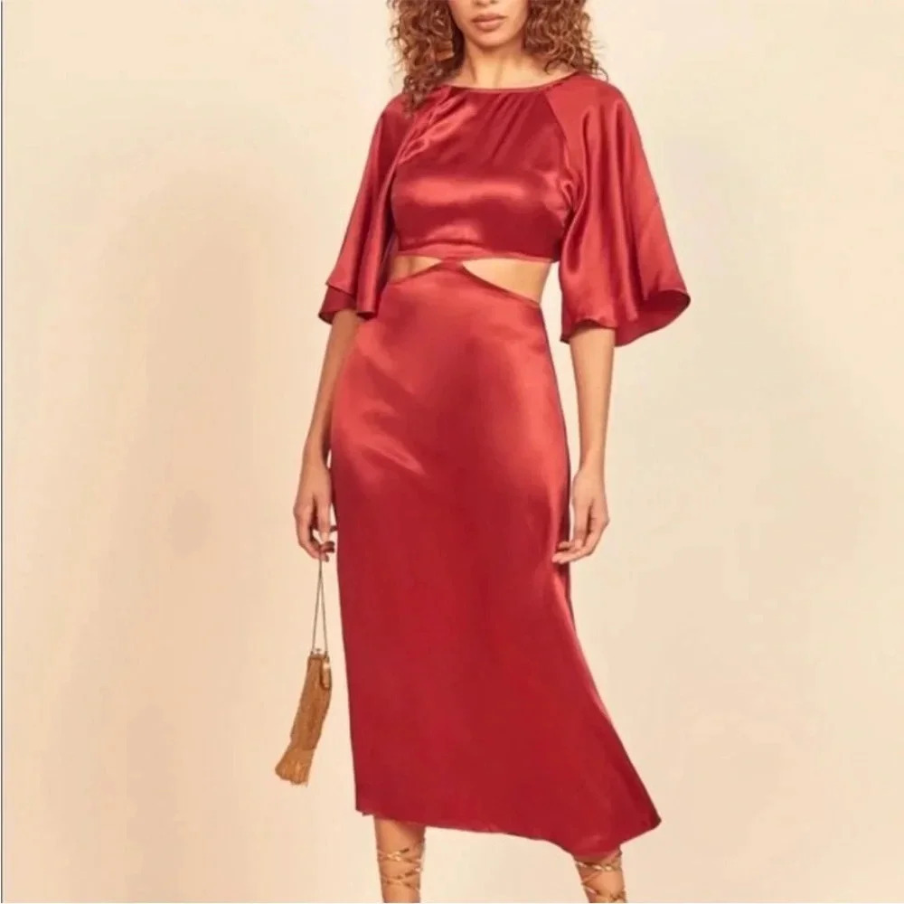 NWT Reformation Noemi Crimson Red 100% Silk Midi Dress Size 2 CC2
